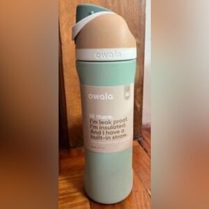 Owala FreeSip 24oz Shelled Pistachio Water Bottle NEW IN BOX